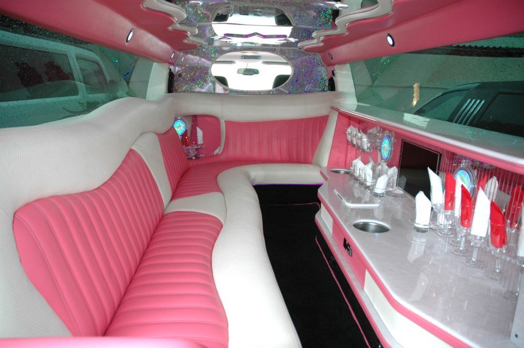 pink hummer h3 limo